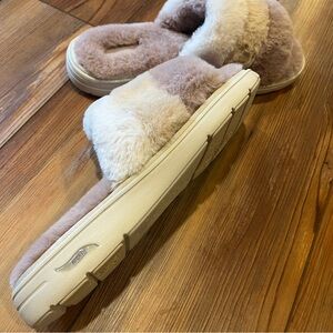 Skechers ArchFit Go Lounge Slippers